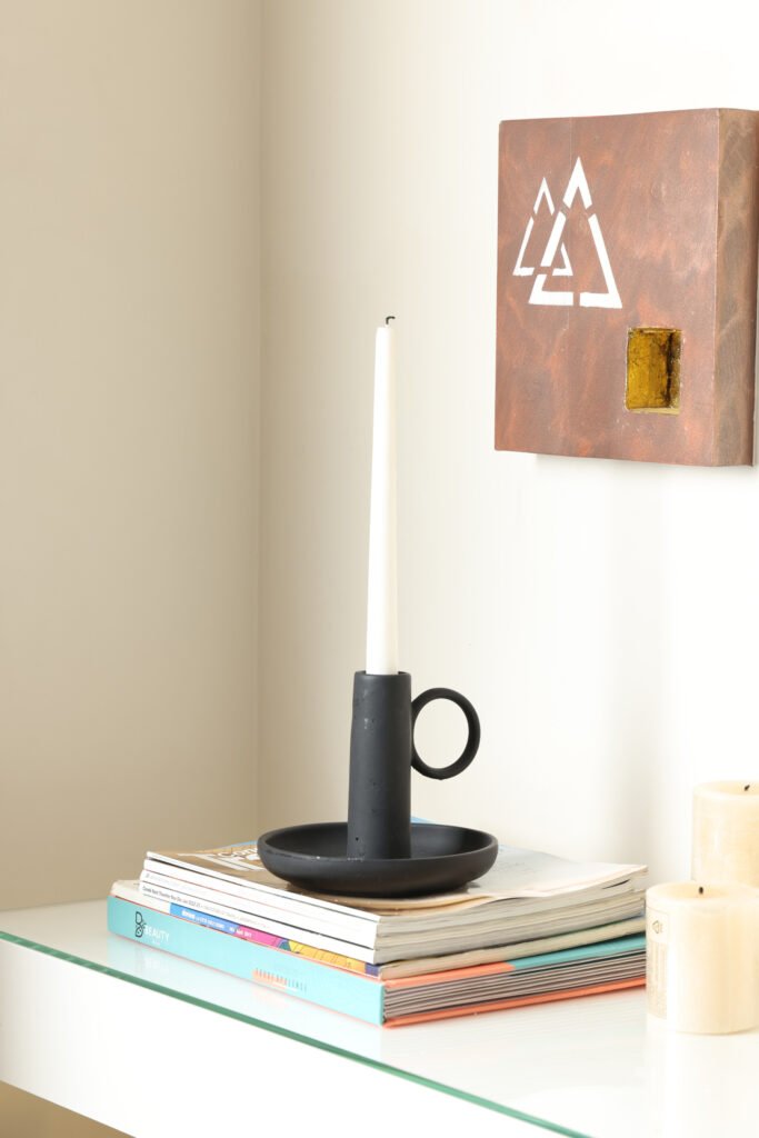LUNA CANDLE HOLDER